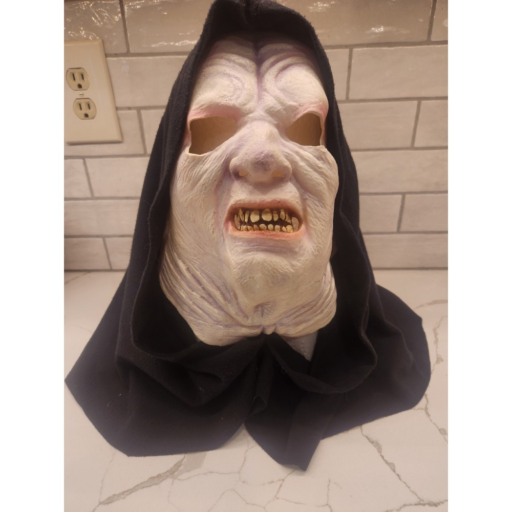 Vintage 2005 Lucas Studios Rubie's Hooded Ghoul Or Stars War Emporer Head Mask